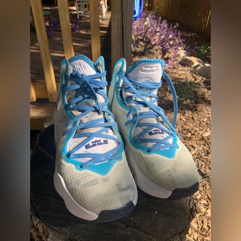 Nike LeBron 19 Blue and White Sneakers size 6 youth